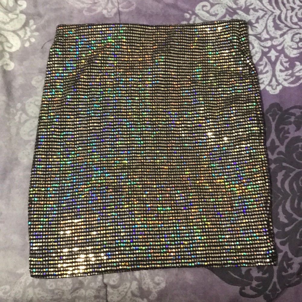 SPARKLY SEQUIN MINI SKIRT